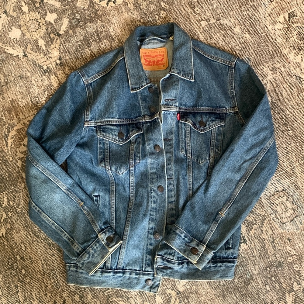 Levi’s Women’s Slightly Oversized Jean Jacket